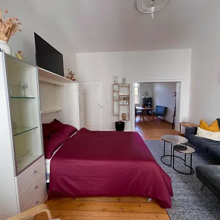 - Historic Charm Apartment Wiesbaden