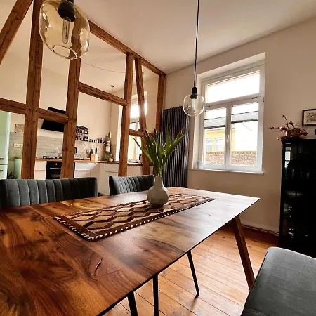 - Historic Charm Apartment Wiesbaden